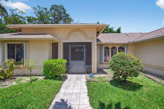 Residence photo 8