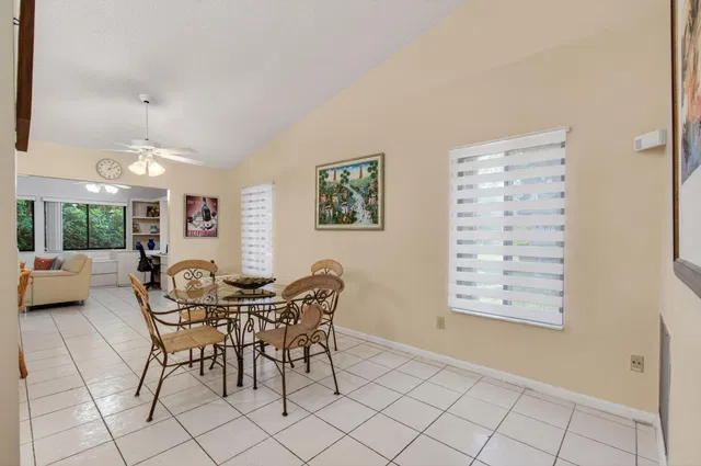 Residence photo 30