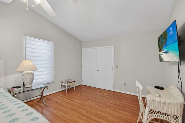 Residence photo 54