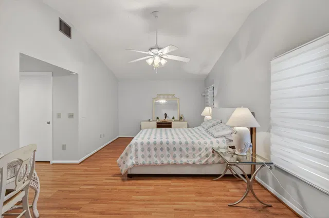 Residence photo 56