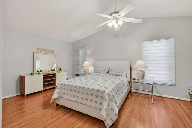 Residence photo 62