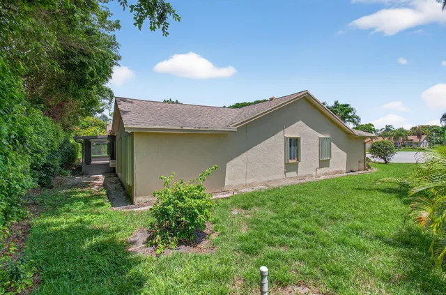 Residence photo 79