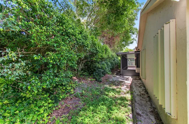Residence photo 80
