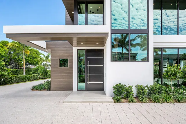 Royal Palm Yacht and Country Club Residence photo 9