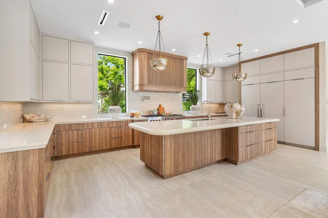 Royal Palm Yacht and Country Club Residence photo 17