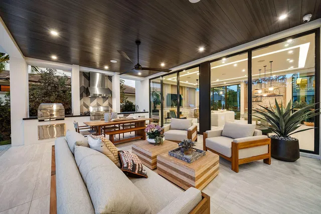 Royal Palm Yacht and Country Club Residence photo 62