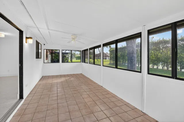 Residence photo 21