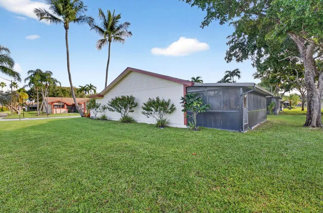 Residence photo 23
