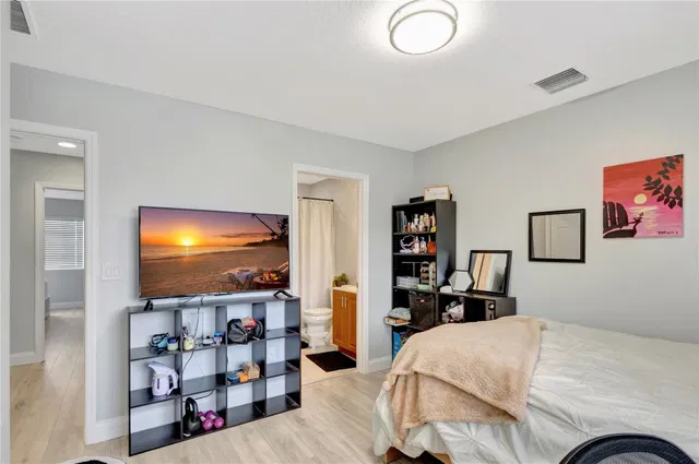 Unit 2037 photo 21