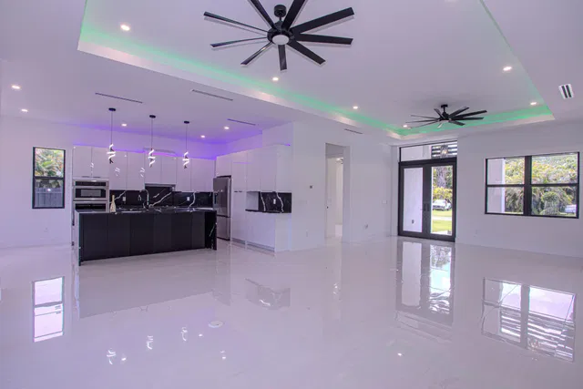  Residence photo 9