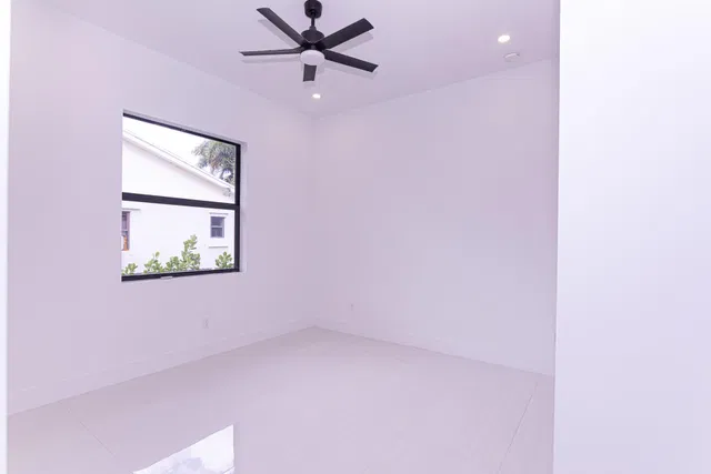  Residence photo 26