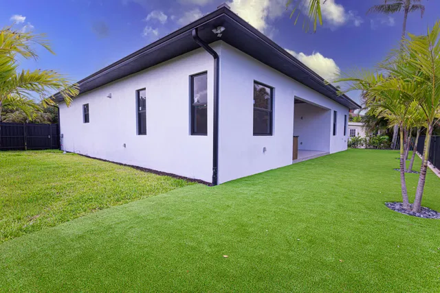 Residence photo 42