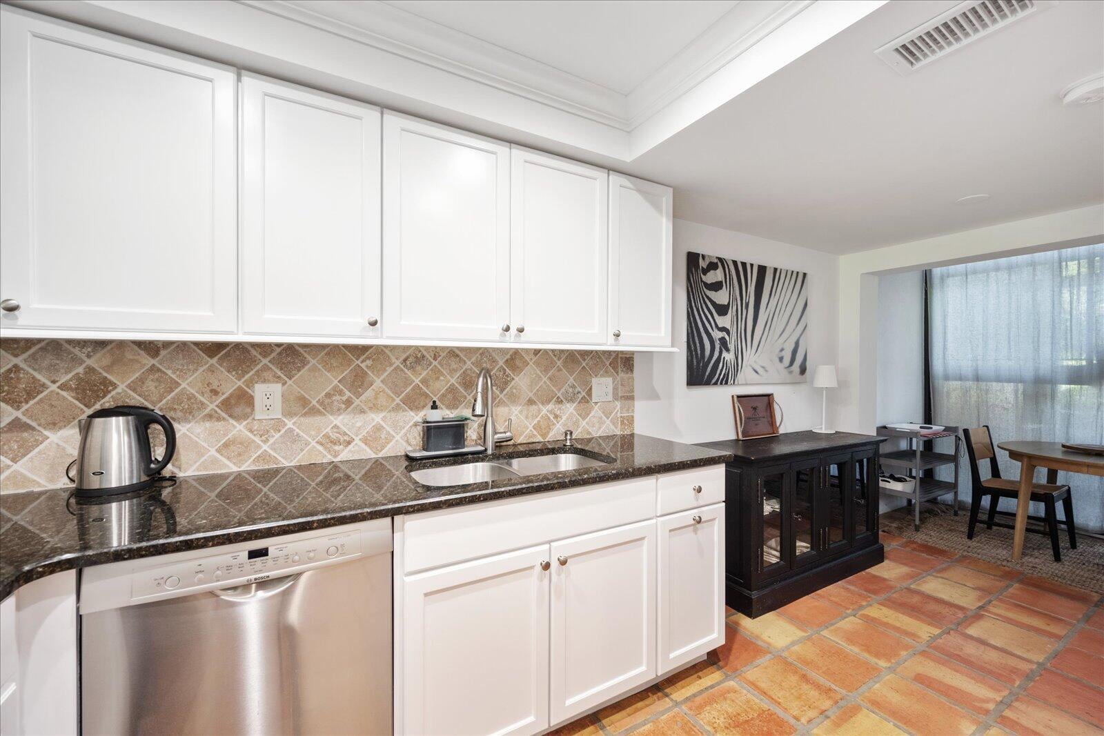  Unit C106 photo 12