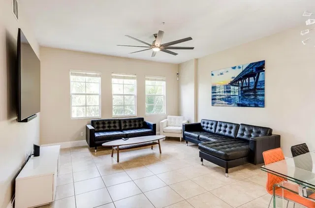 Latitude Delray Unit 303 photo 4