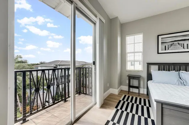 Latitude Delray Unit 303 photo 10