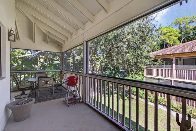 PGA National Palm Beach Gardens Residence photo 35