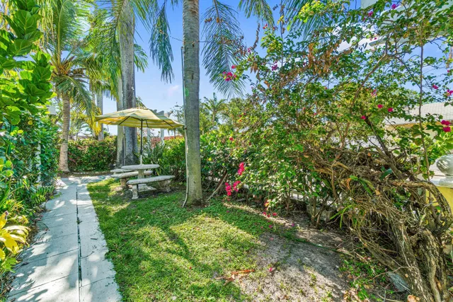 West Palm Beach Residence photo 12