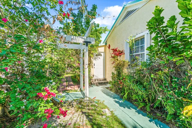 West Palm Beach Residence photo 14