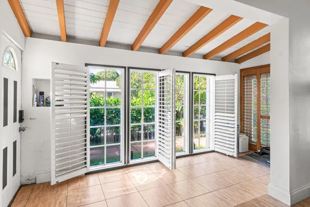 West Palm Beach Residence photo 15