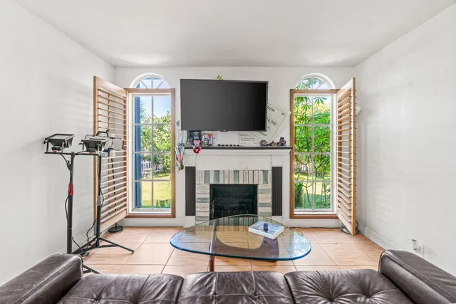 West Palm Beach Residence photo 16