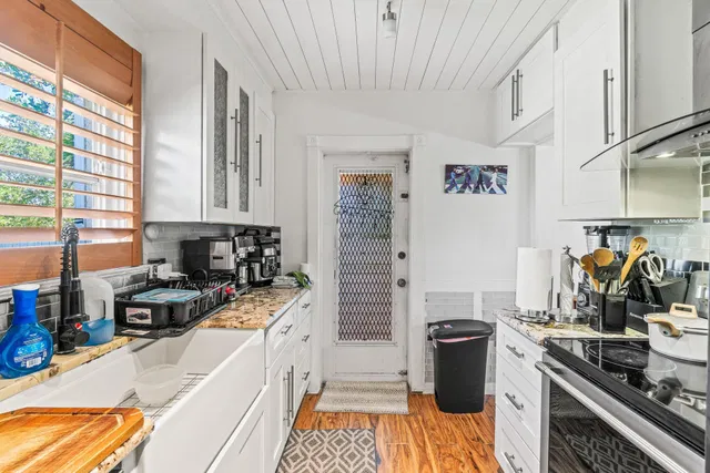 West Palm Beach Residence photo 20