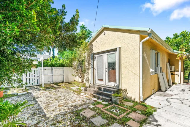 West Palm Beach Residence photo 28