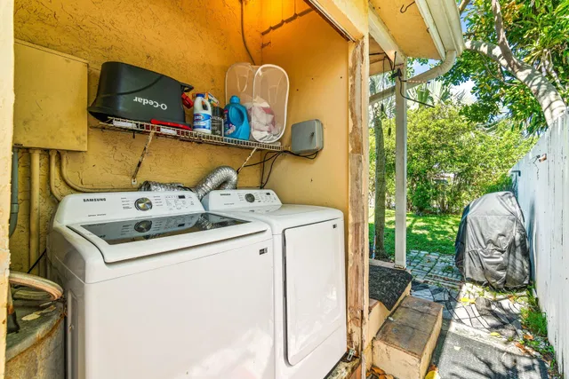 West Palm Beach Residence photo 31