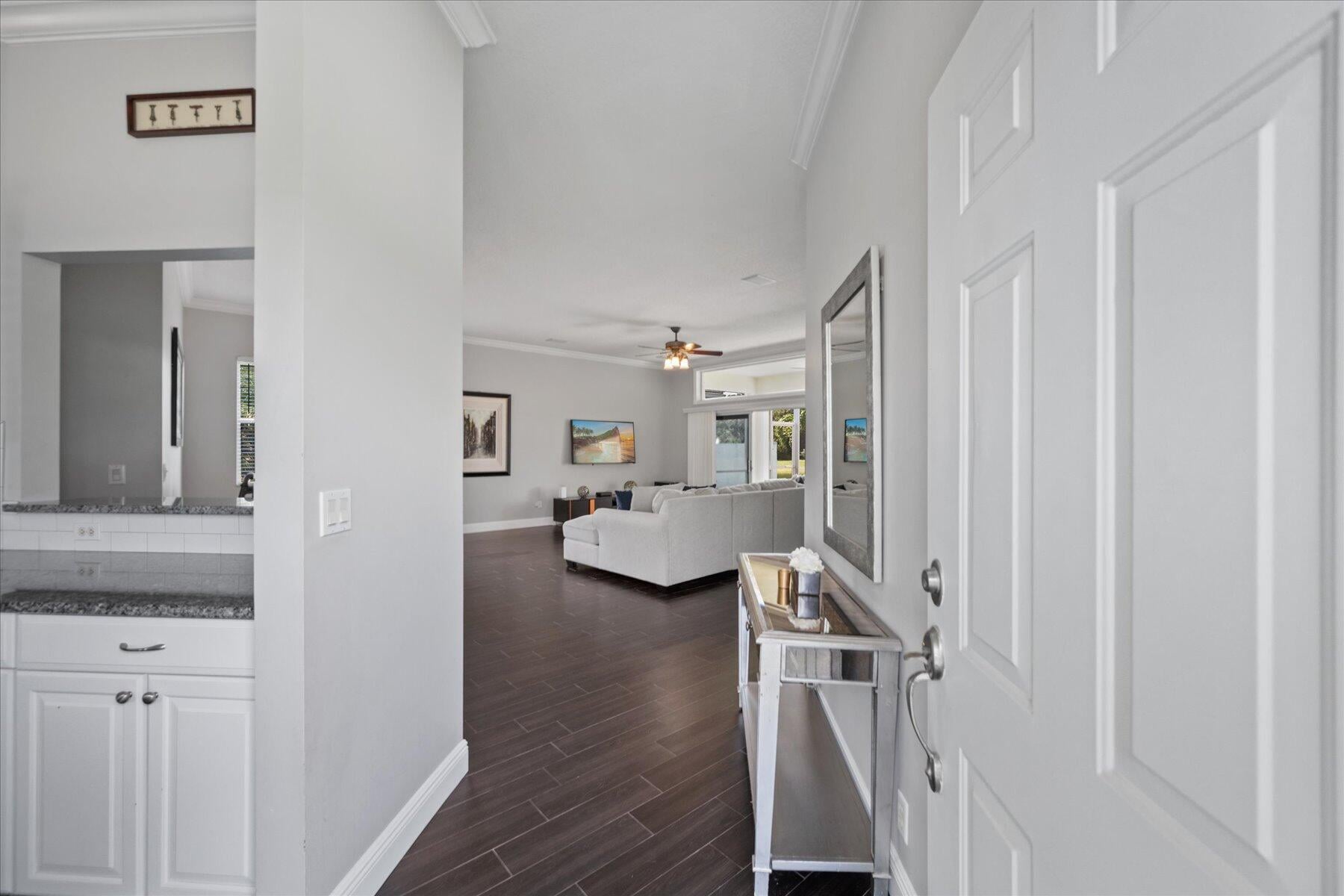 Residence photo 6