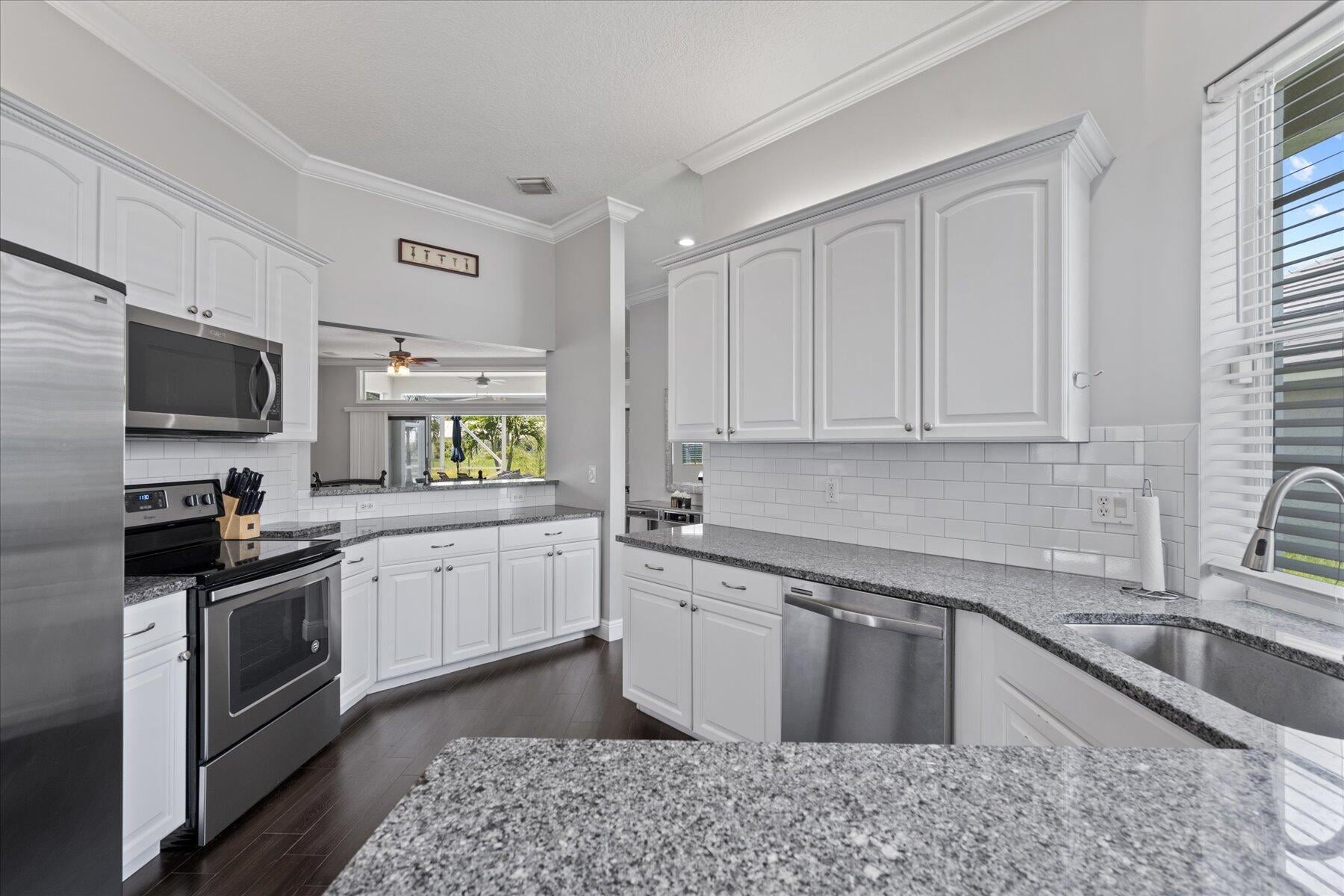  Residence photo 9
