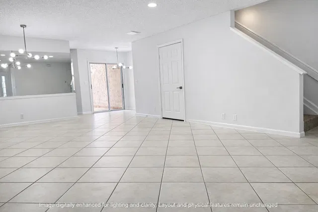 Residence photo 5