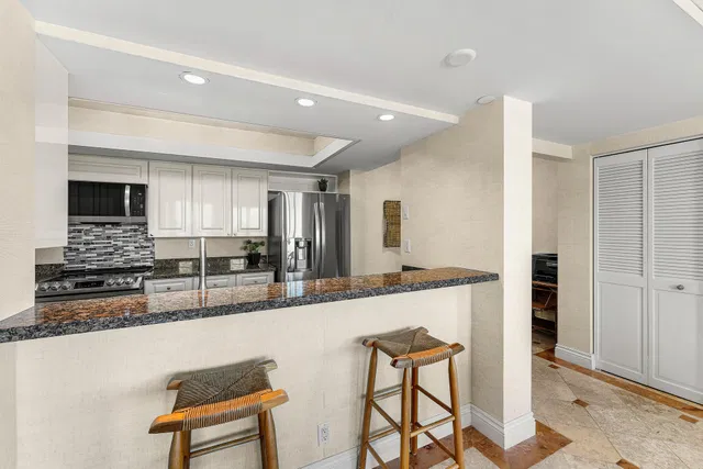 Mizner Court Unit 410 photo 17