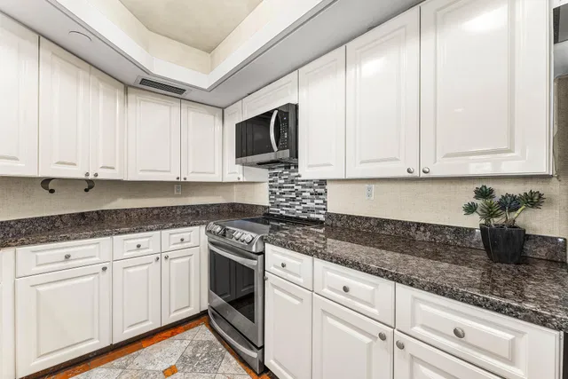 Mizner Court Unit 410 photo 21
