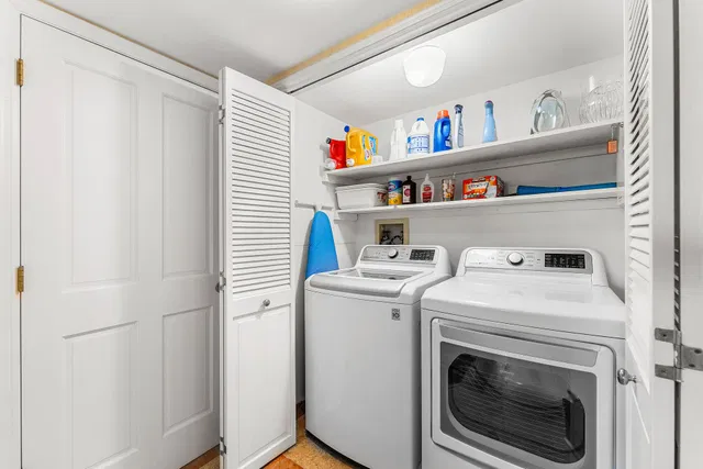Mizner Court Unit 410 photo 37