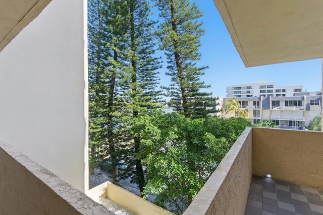 Unit Apt 4e photo 32