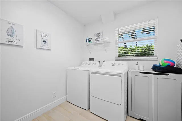 Residence photo 22