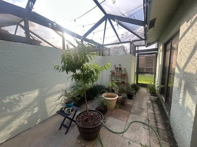  Unit E photo 18