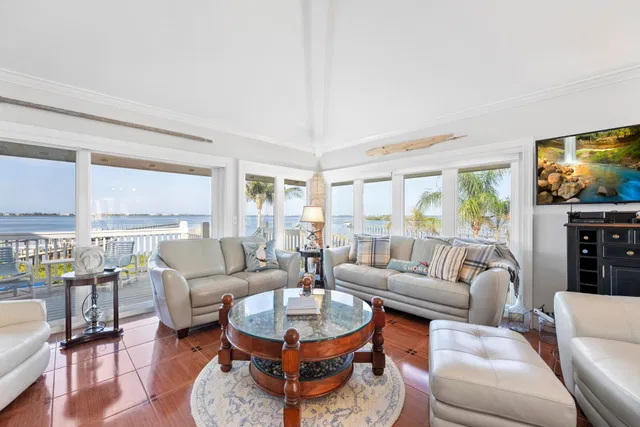 Sewall's Point Residence photo 20