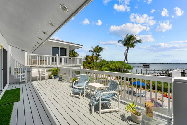 Sewall's Point Residence photo 37