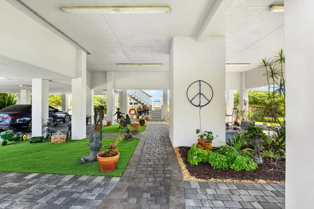 Sewall's Point Residence photo 62