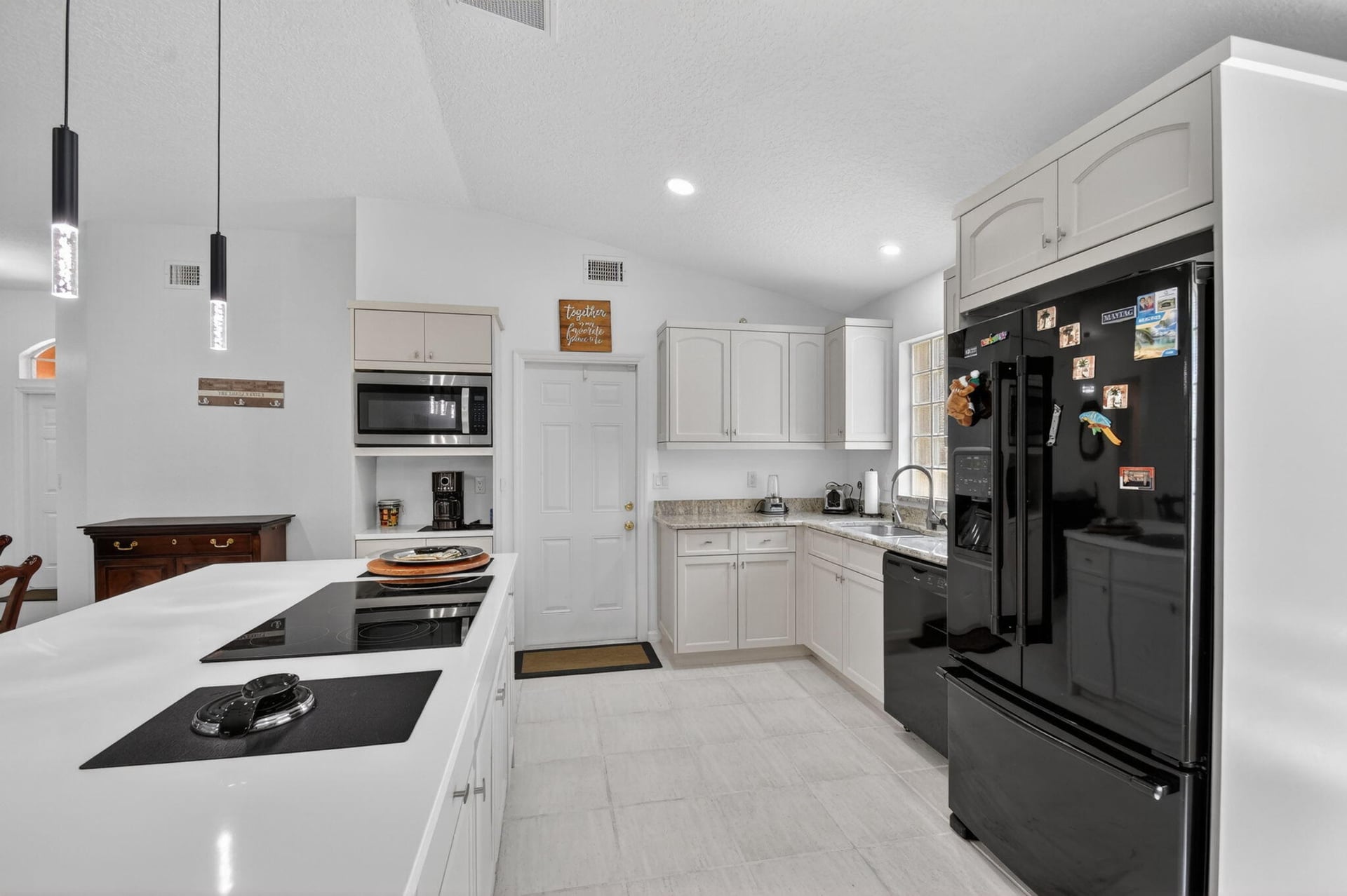  Residence photo 10