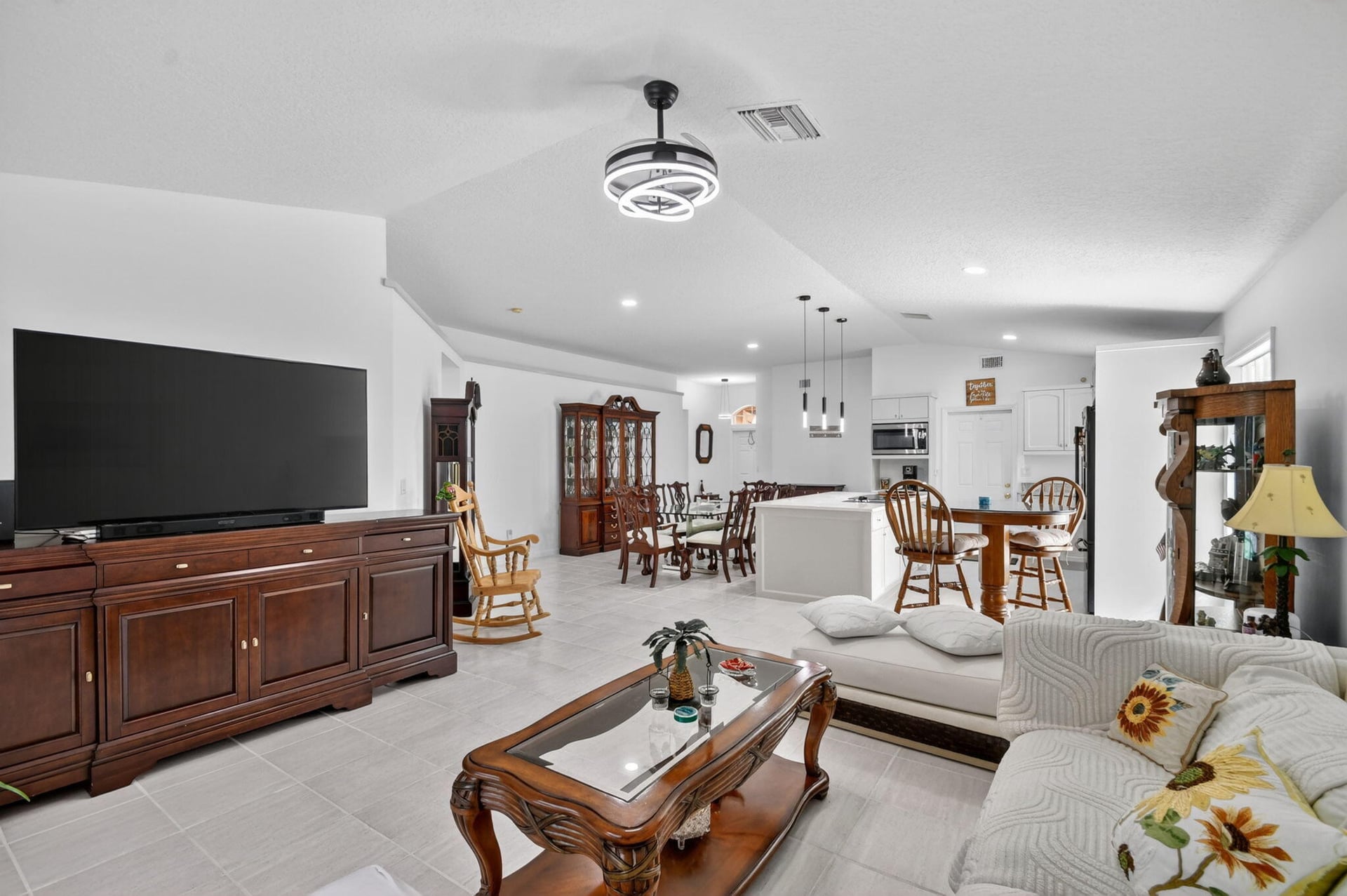  Residence photo 17