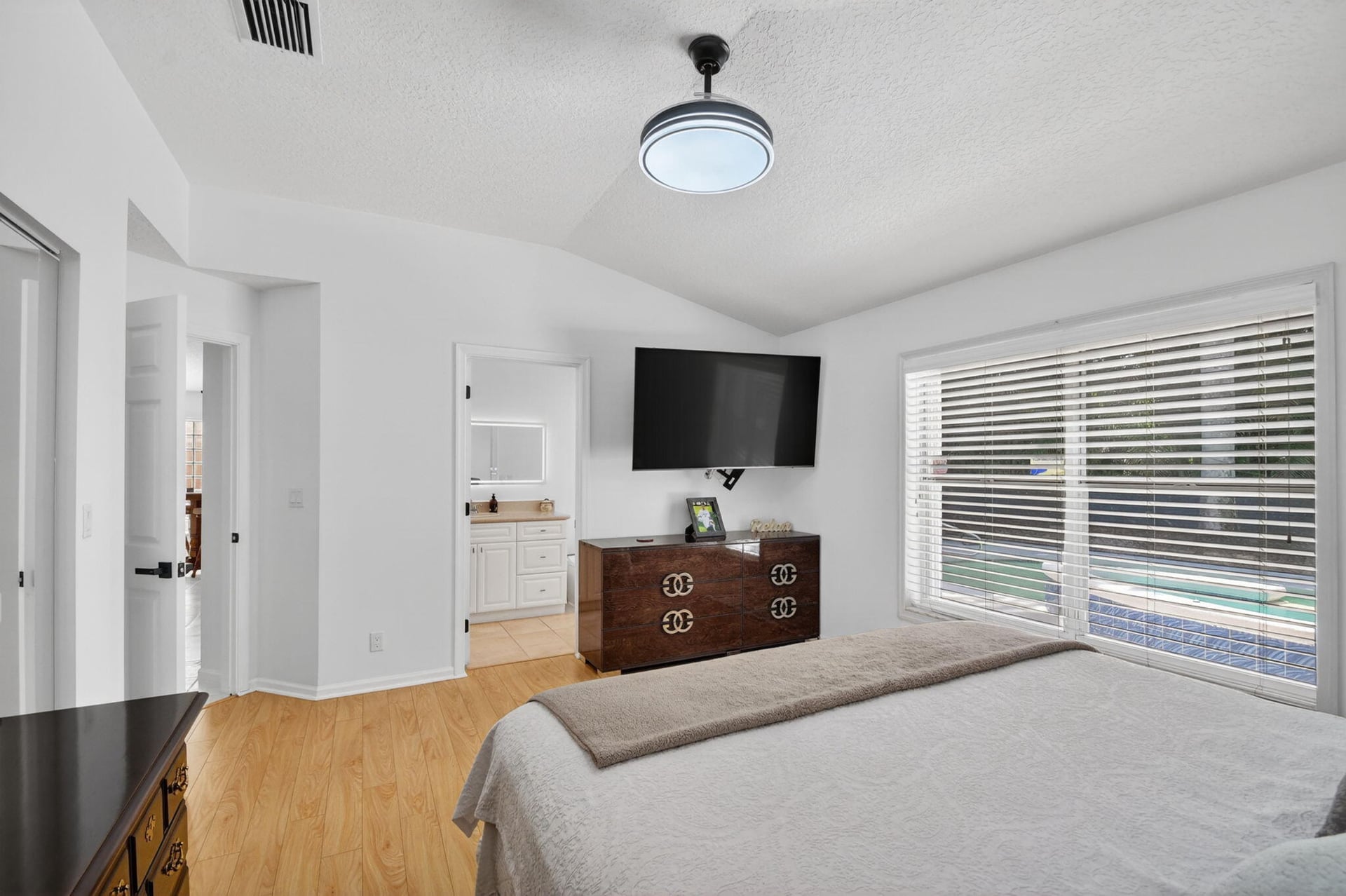  Residence photo 20
