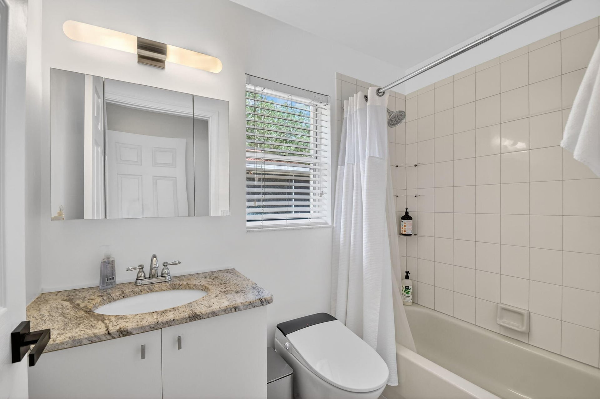  Residence photo 28