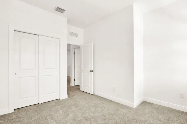 Residence photo 28