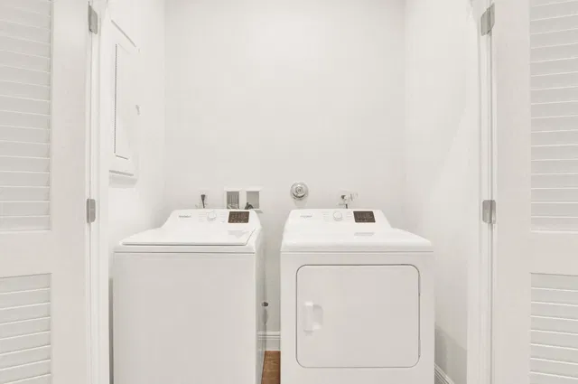 Residence photo 29