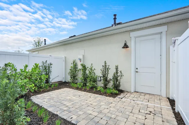 Residence photo 38