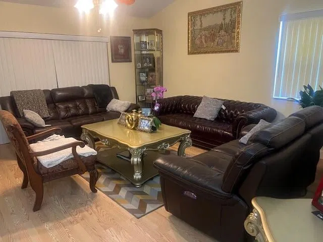 Residence photo 21