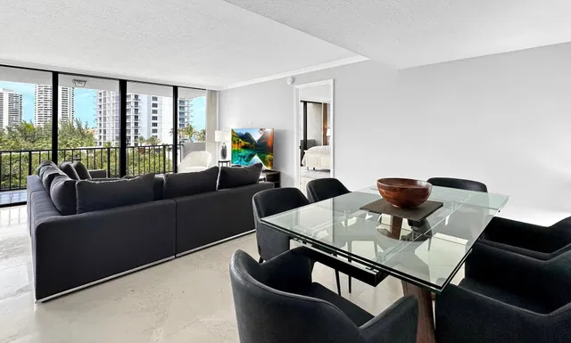 Singer Island Unit 2-506 photo 6