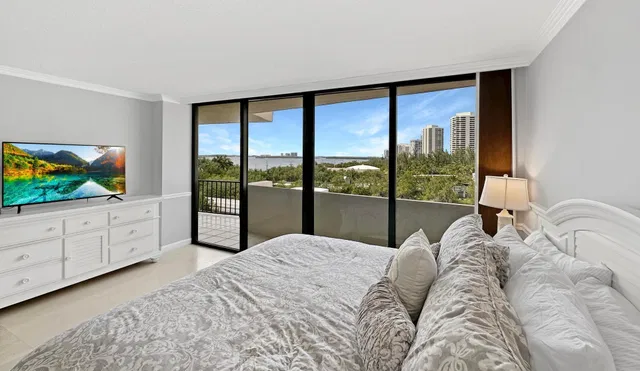Singer Island Unit 2-506 photo 12