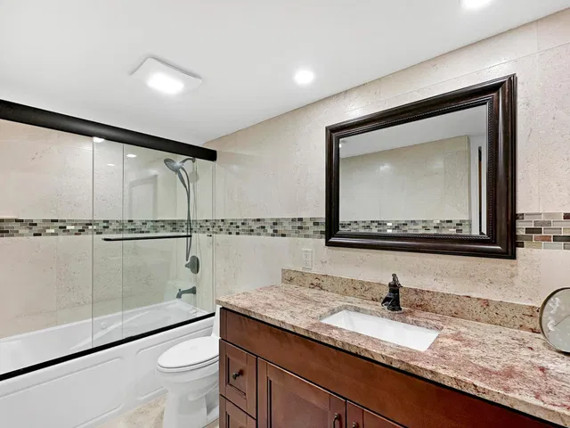 Singer Island Unit 2-506 photo 17